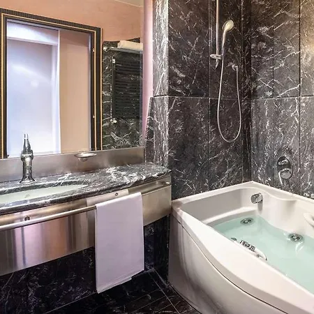Malpensa 4* Cerro Lago Maggiore